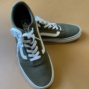 Worn once Vans Old Skool sneakers